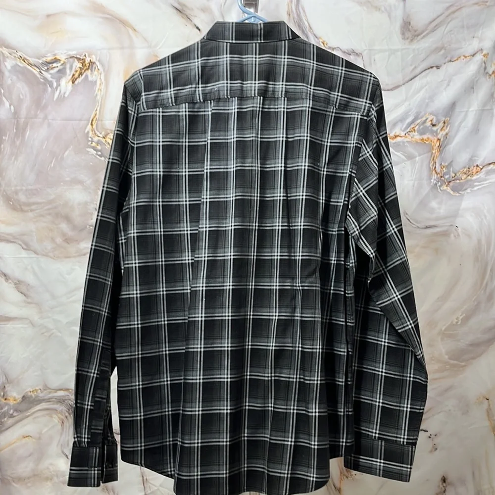 Mens Calvin Klein Black and White Plaid Long Sleeve Button Down Shirt SZ M - Picture 4 of 11